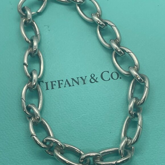 Authentic Tiffany & Co. Clasping Oval Link Chain Bracelet Silver 7.75" - Picture 11 of 12